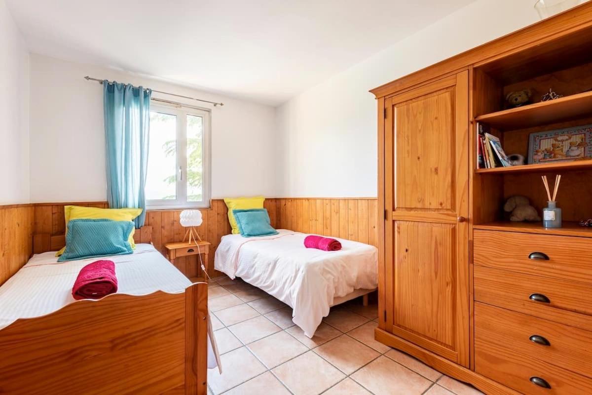 Cassis, Appartement 3 Chambres Avec Terrasse Luaran gambar