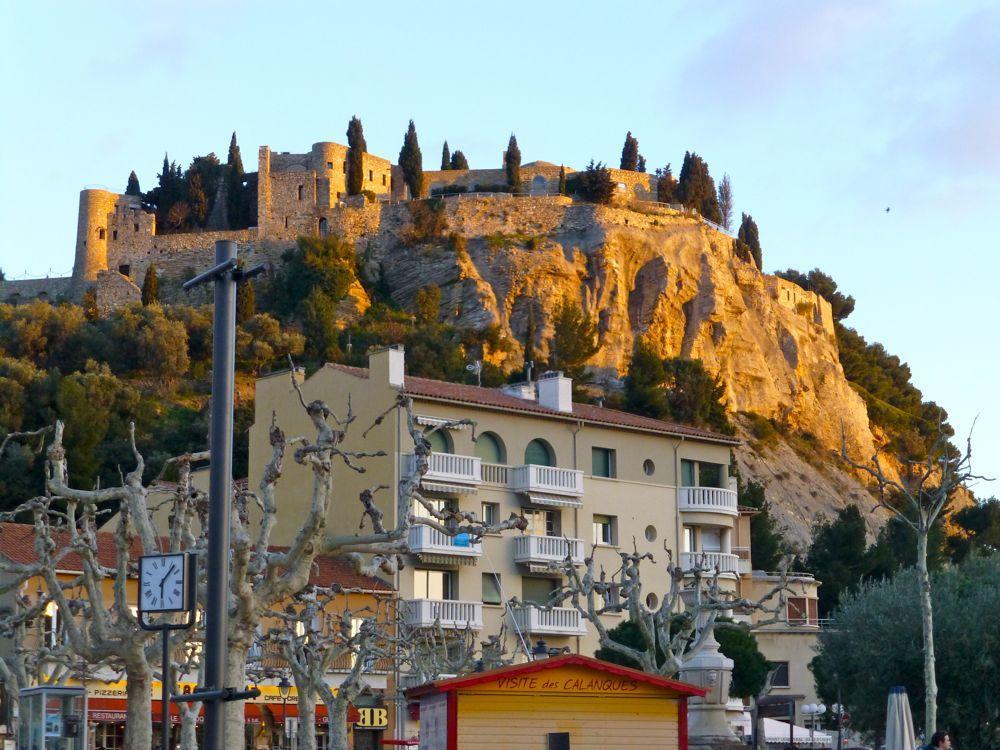 Cassis, Appartement 3 Chambres Avec Terrasse Luaran gambar